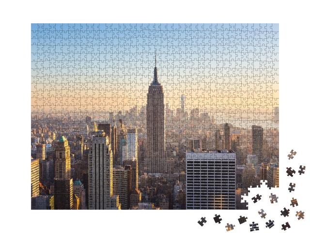Puzzle de 1000 pièces « Manhattan Downtown : Skyline avec l'Empire State Building illuminé »