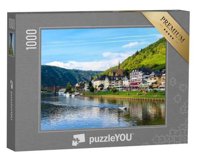 Puzzle de 1000 pièces « Belle vue sur la ville viticole de Cochem sur la Moselle en Allemagne »