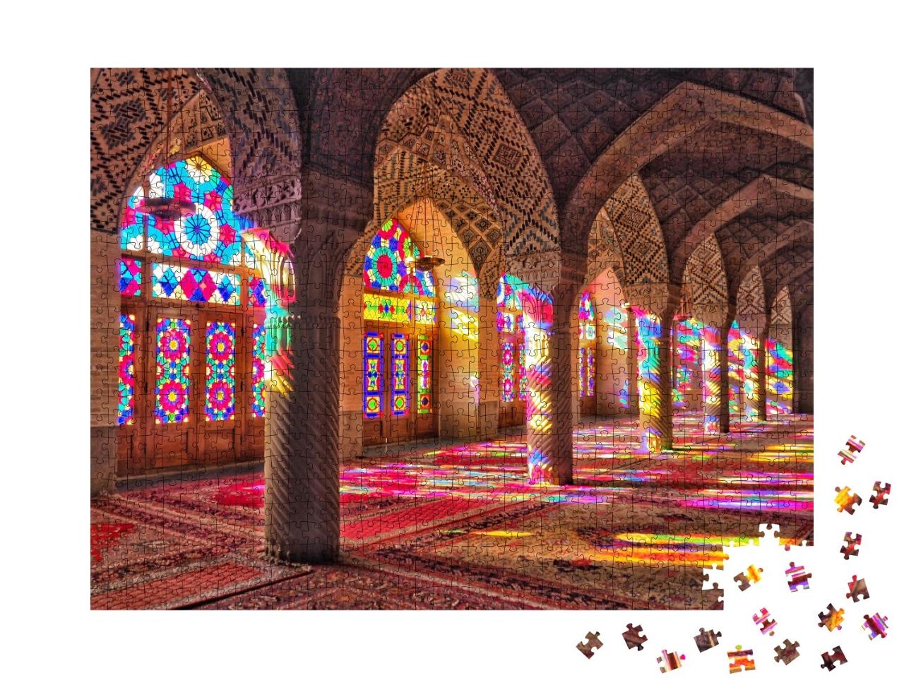 Puzzle de 1000 pièces « Vitraux colorés de la mosquée Nasir al-Mulk à Shiraz, Iran »