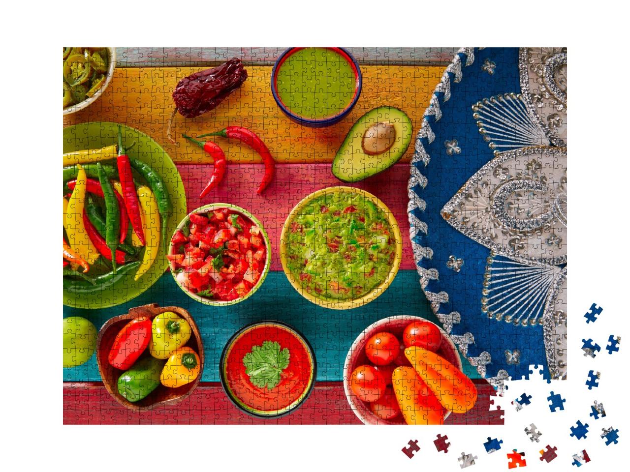Puzzle de 1000 pièces « Des recettes mexicaines : Nachos au guacamole, sauce au chili et pico de gallo »