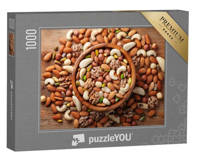 Puzzle de 1000 pièces « Coupe en bois avec noix mélangées »
