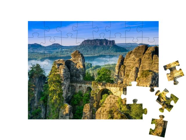 Puzzle de 48 pièces « Lever de soleil sur le Bastei en Suisse saxonne, Allemagne »