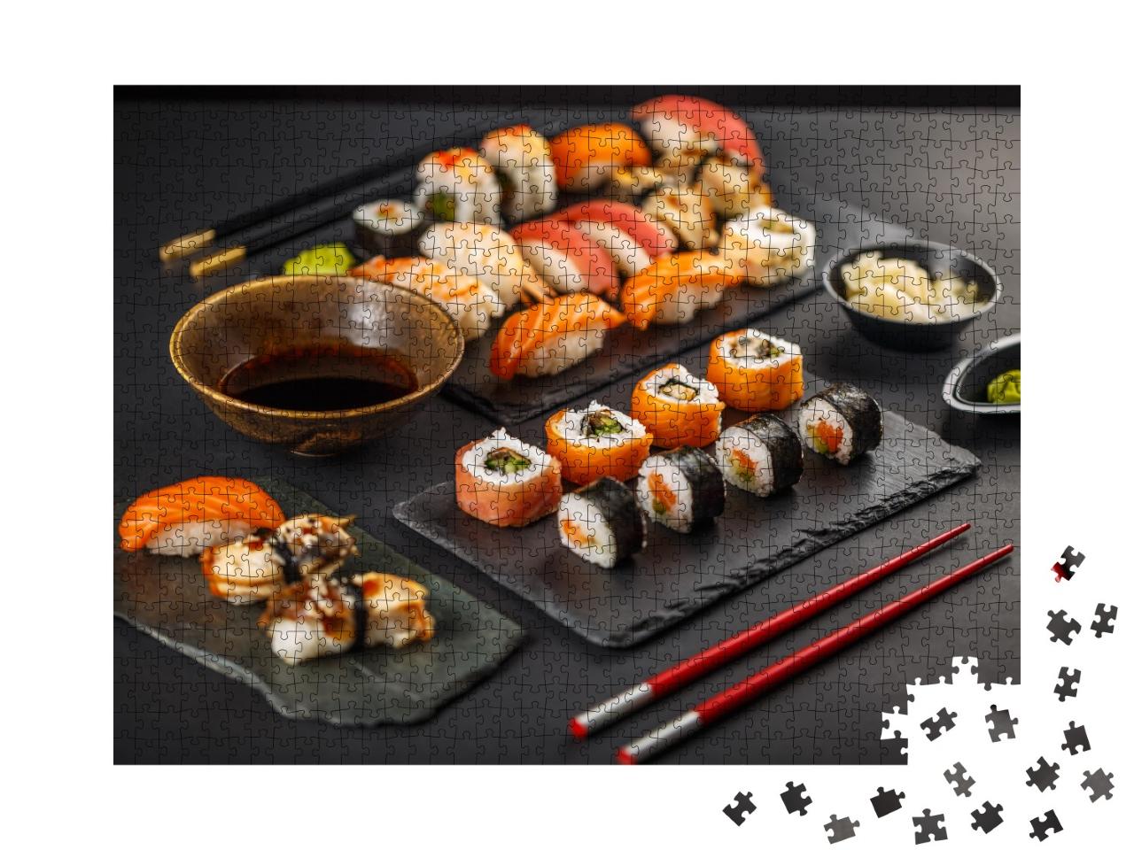 Puzzle de 1000 pièces « Sushi frais sur ardoise noire »