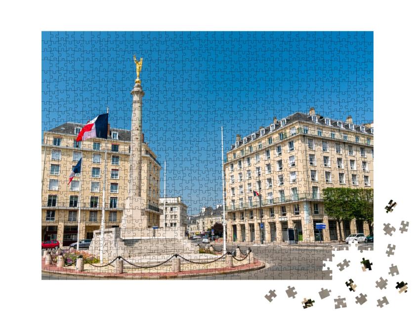 Puzzle de 1000 pièces « Monument aux morts à Caen - Département du Calvados en Normandie, France »