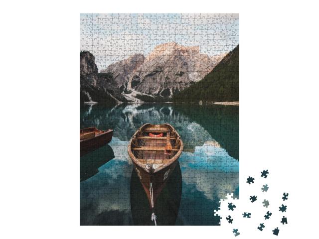 Puzzle de 1000 pièces « Le lac Prags Wildsee en Italie »