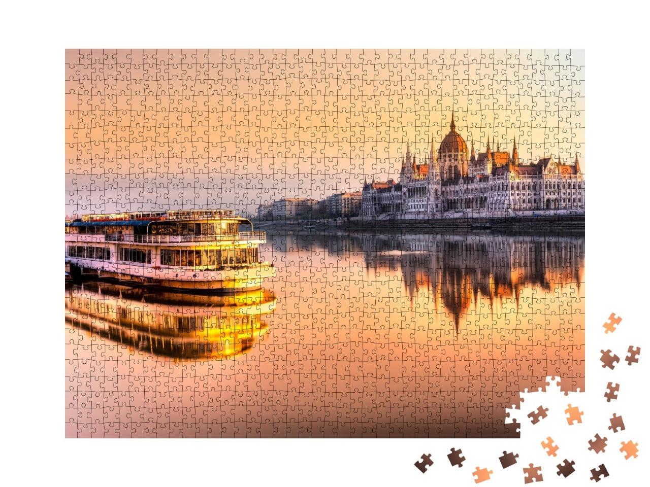 Puzzle de 1000 pièces « Vue sur le Parlement de Budapest au lever du soleil, Hongrie »