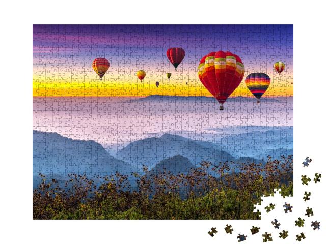 Puzzle de 1000 pièces « Montgolfières multicolores au lever du soleil »