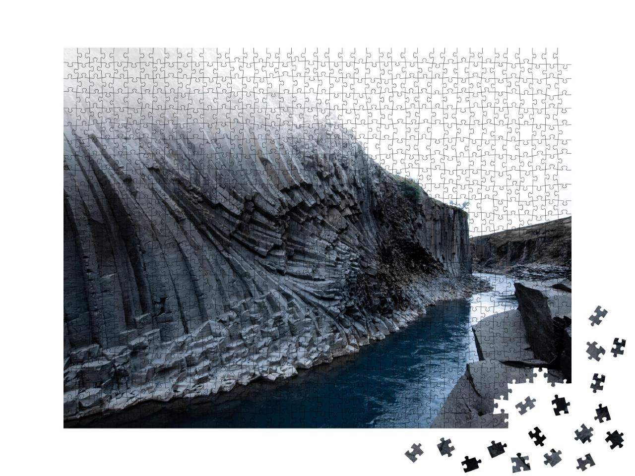 Puzzle de 1000 pièces « Les colonnes de basalte du canyon de Stuðlagil, Est de l'Islande »