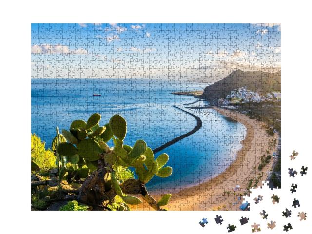 Puzzle de 1000 pièces « Plage unique las Teresitas, Santa Cruz, Ténérife »