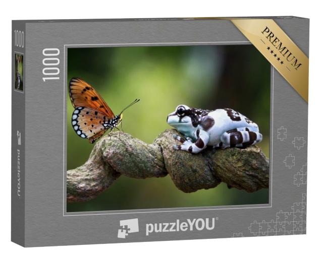 Puzzle de 1000 pièces « Grenouille de lait d'Amazonie, face à face avec un papillon »