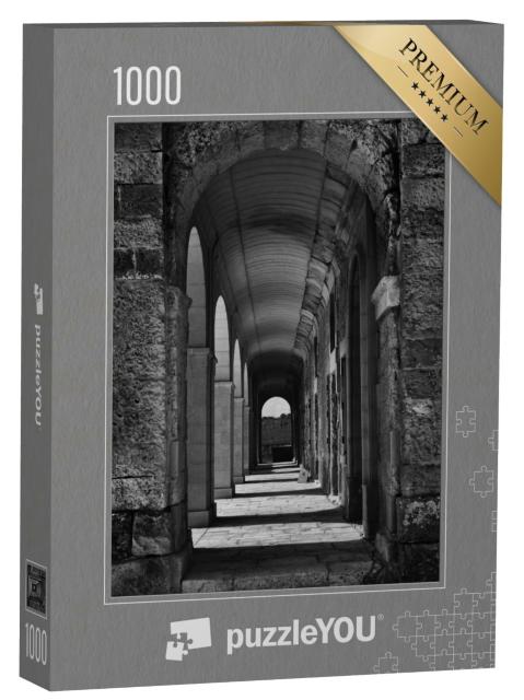 Puzzle de 1000 pièces « Couloir en pierre avec colonnes, Fort Manoel, Malte »