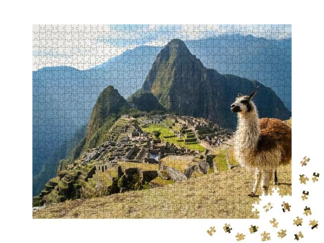 Puzzle de 1000 pièces « Lama devant l'ancienne cité inca de Machu Picchu »