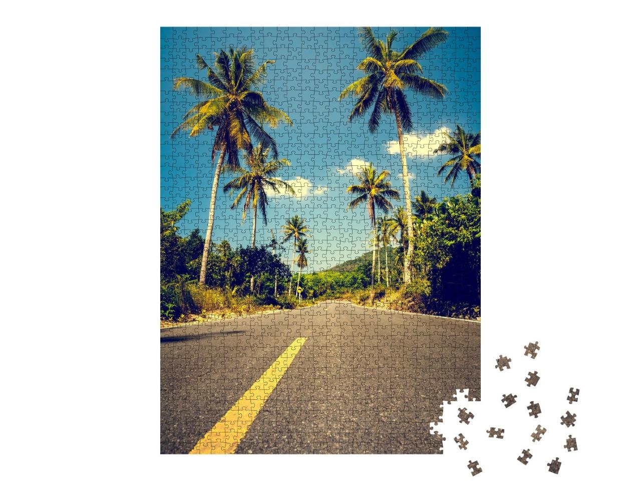 Puzzle de 1000 pièces « Rue bordée de palmiers »