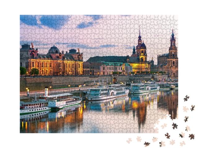 Puzzle de 1000 pièces « Dresdner au bord de l'Elbe au coucher du soleil »