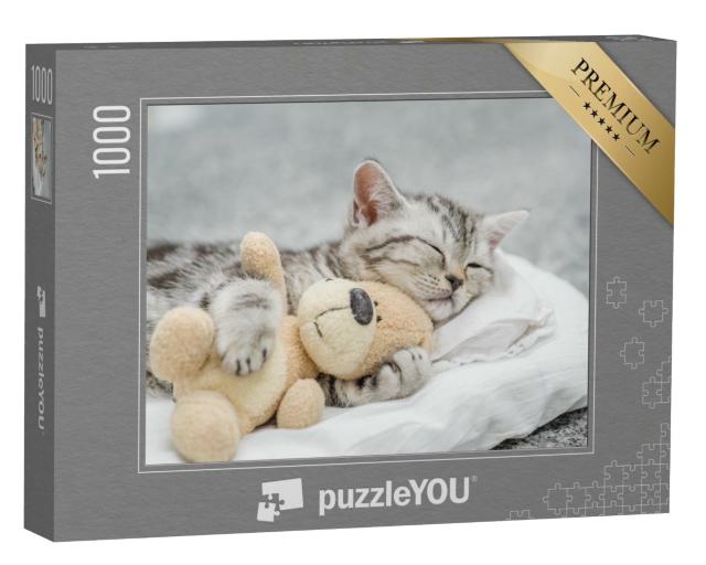 Puzzle de 1000 pièces „Un adorable chaton fait des câlins à un ours en peluche“