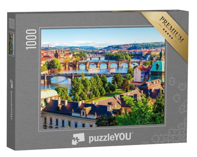 Puzzle de 1000 pièces « Coucher de soleil à Prague : Vieille ville avec le Pont Charles et la Vltava »