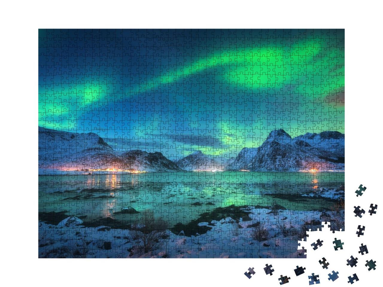 Puzzle de 1000 pièces « Aurore boréale au-dessus de la mer avec des montagnes enneigées, Lofoten »