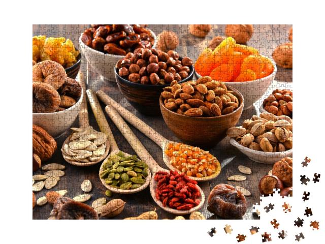 Puzzle de 1000 pièces « Composition de fruits secs et de noix diverses »