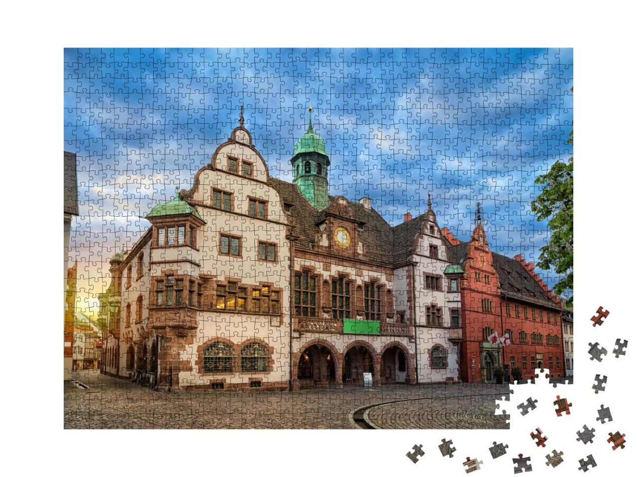 Puzzle de 1000 pièces « L'ancien hôtel de ville au lever du soleil, Fribourg-en-Brisgau, Allemagne »