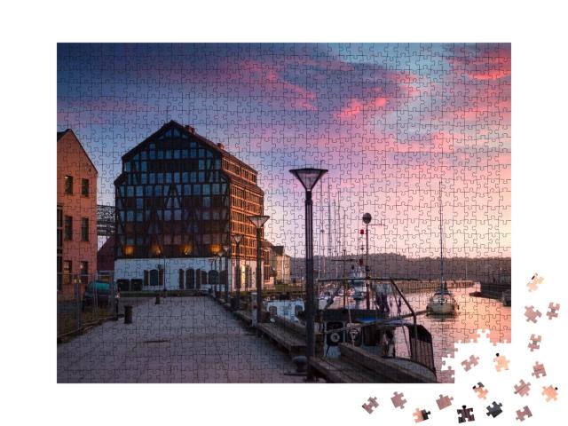 Puzzle de 1000 pièces « Coucher de soleil dans le port de Klaipeda, Lituanie »