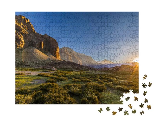 Puzzle de 1000 pièces « Coucher de soleil sur le Cajon del Maipo, Chili »