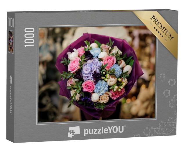 Puzzle de 1000 pièces « Un bouquet d'hortensias et de pivoines »
