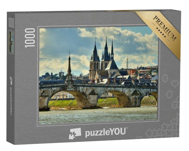 Puzzle de 1000 pièces « Blois, France : le long de la route des châteaux de la Loire - Ville de Blois »