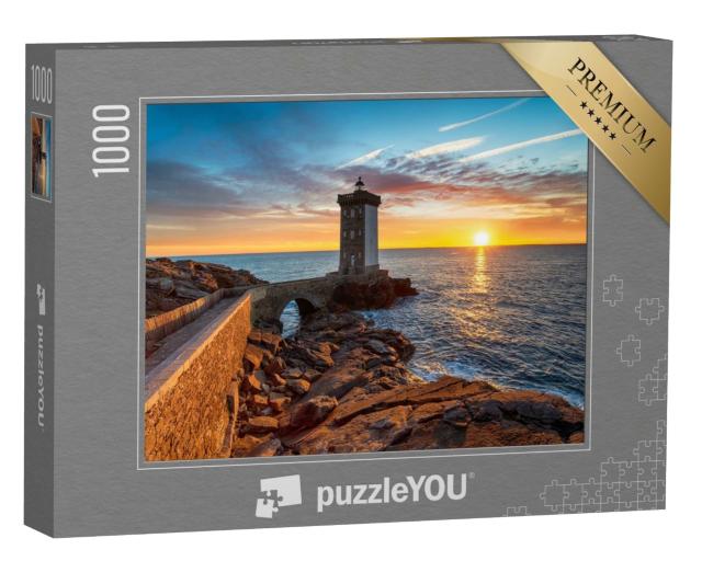 Puzzle de 1000 pièces « Coucher de soleil sur le phare de Kermorvan sur la côte bretonne près de Brest »