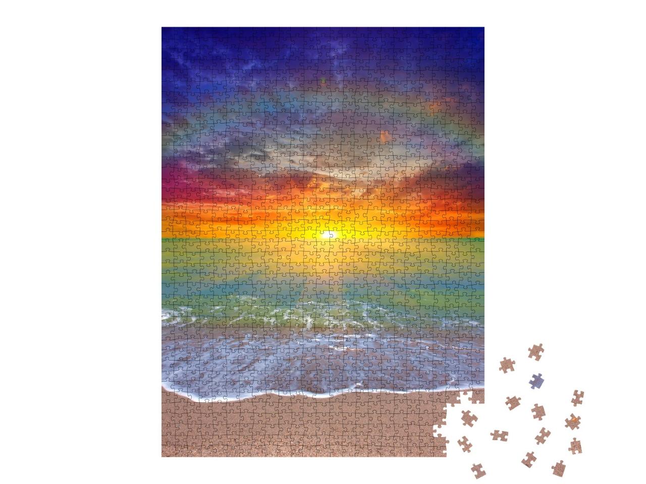 Puzzle de 1000 pièces « Coucher de soleil coloré sur l'horizon en bord de mer »