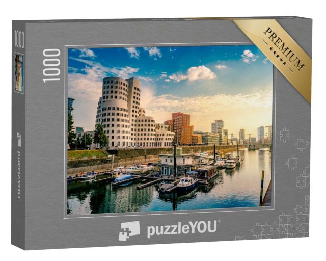 Puzzle de 1000 pièces « Lumière du matin sur le port des médias sur le Rhin, Düsseldorf »