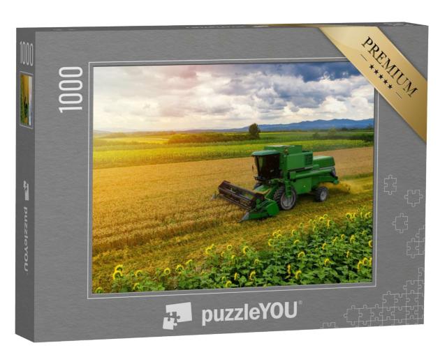 Puzzle de 1000 pièces « Moissonneuse-batteuse au travail dans un champ de blé »