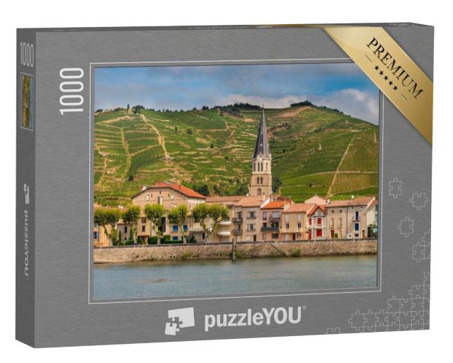 Puzzle de 1000 pièces « Panorama de la ville fluviale de Tournon sur Rhône dans la région Cote du Rhône en France »