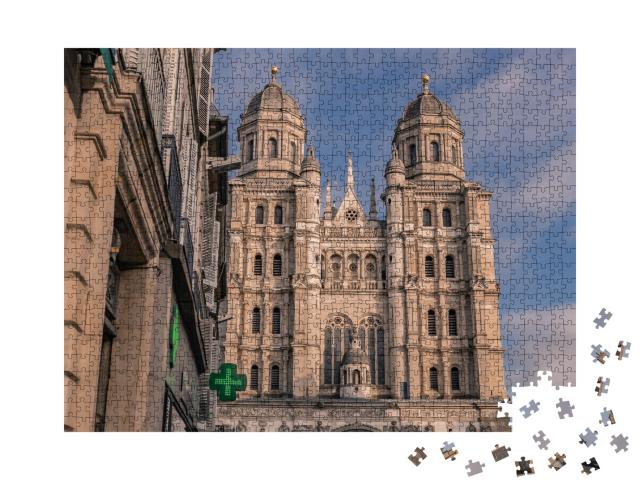 Puzzle de 1000 pièces « Vue de la rue de l'église Saint-Michel de Dijon, dans la vieille ville de Dijon, France. »
