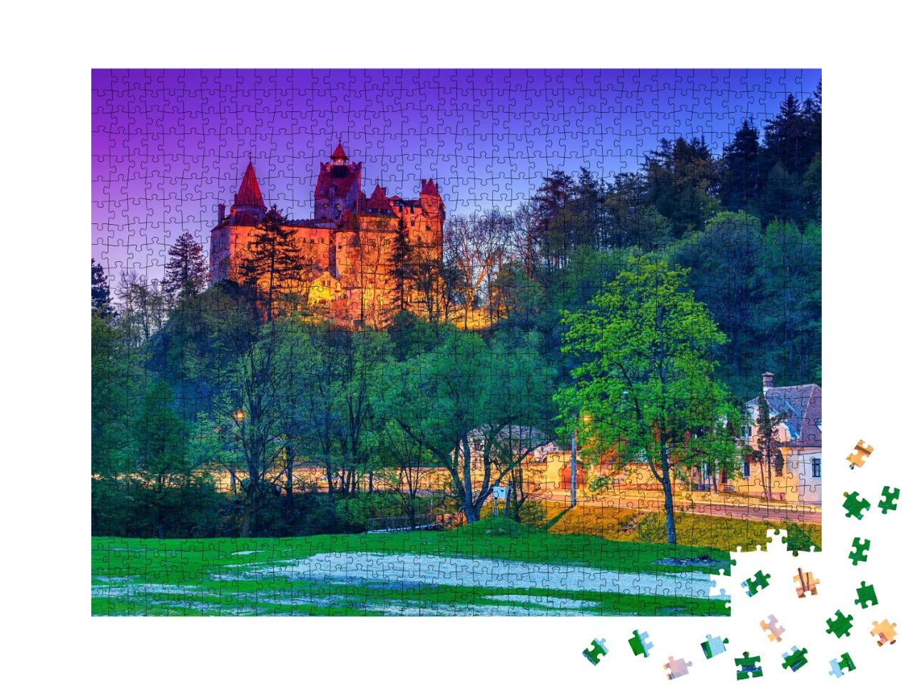 Puzzle de 1000 pièces « Château de Bran avec lumières le soir, Transylvanie, Roumanie »