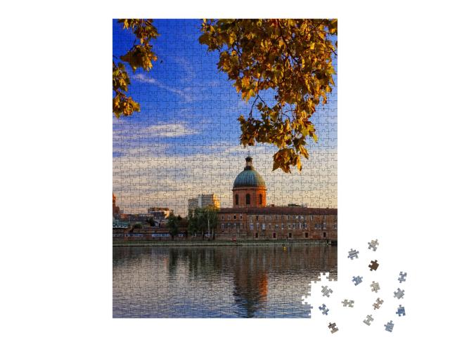 Puzzle de 1000 pièces « Vue sur la Garonne dans le centre-ville de Toulouse au coucher du soleil »