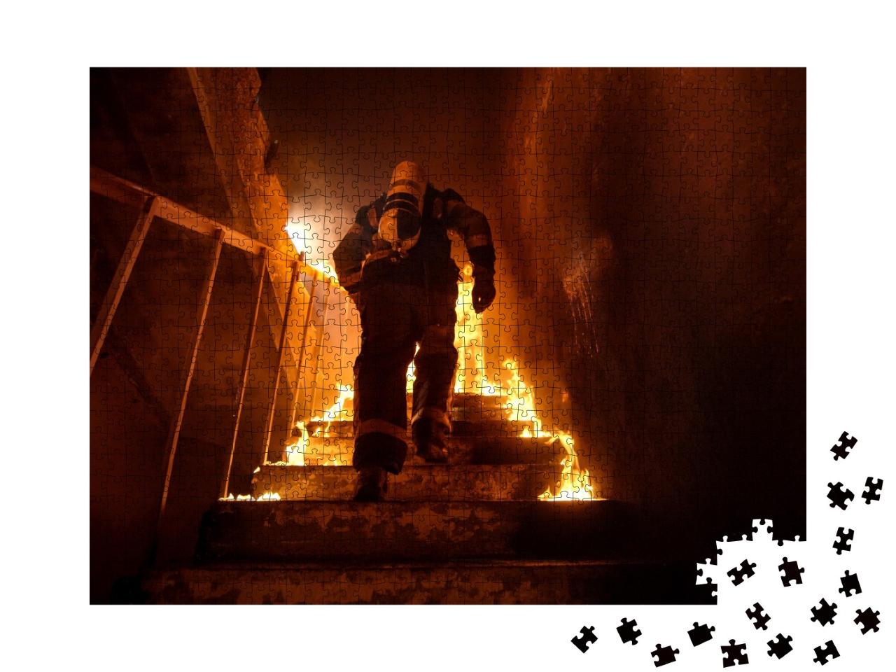 Puzzle de 1000 pièces « Pompier dans un escalier en feu »