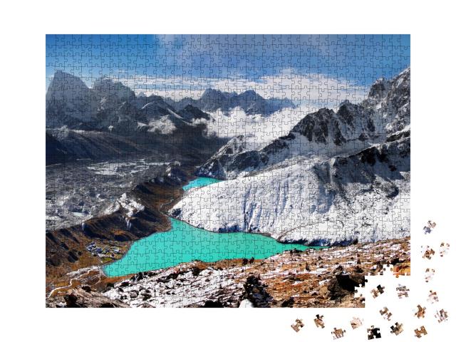 Puzzle de 1000 pièces « Lac glaciaire dans l'Himalaya, Népal »