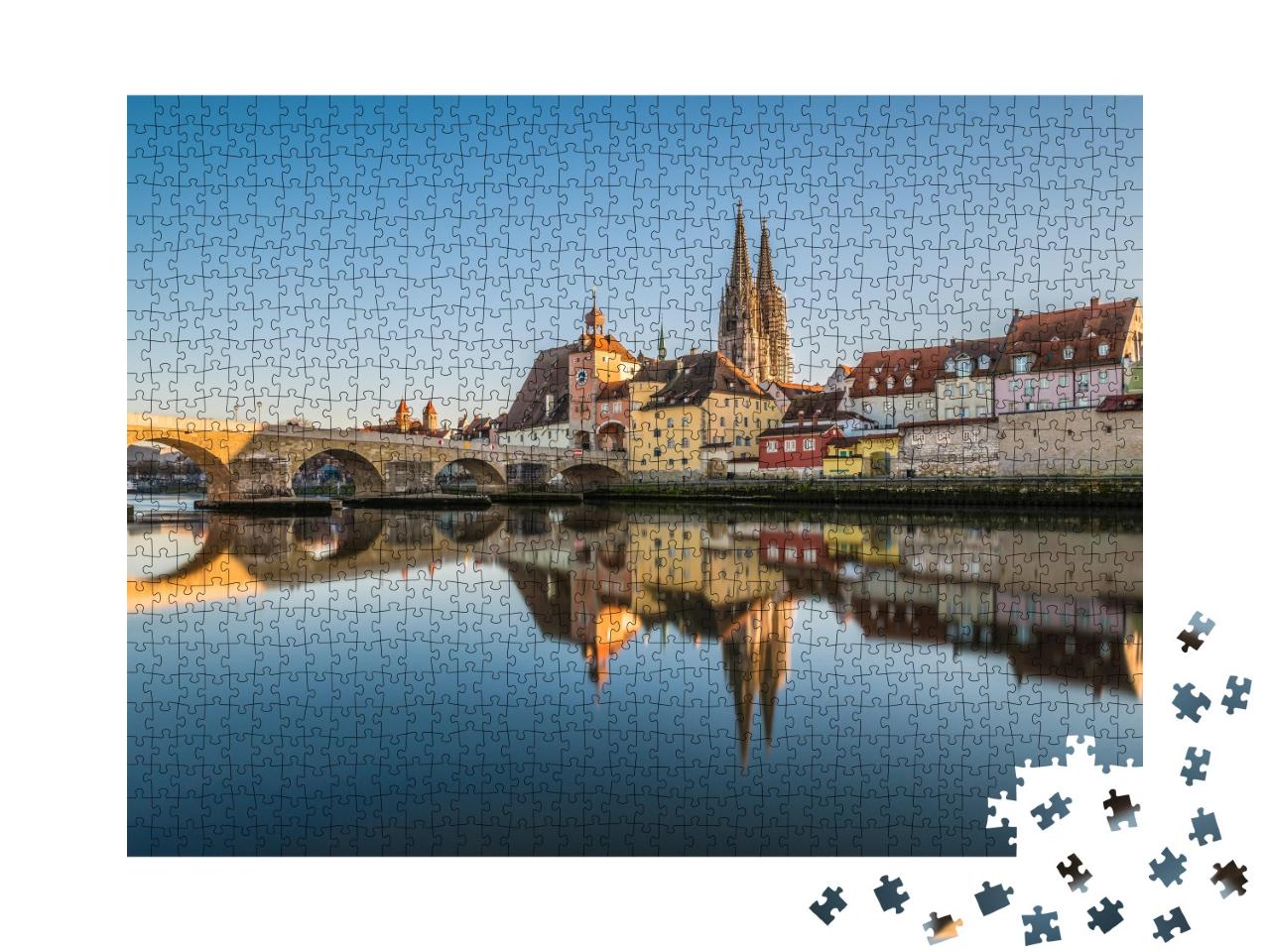 Puzzle de 1000 pièces « Célèbre vue de la ville de Ratisbonne avec la cathédrale Saint-Pierre, Allemagne »