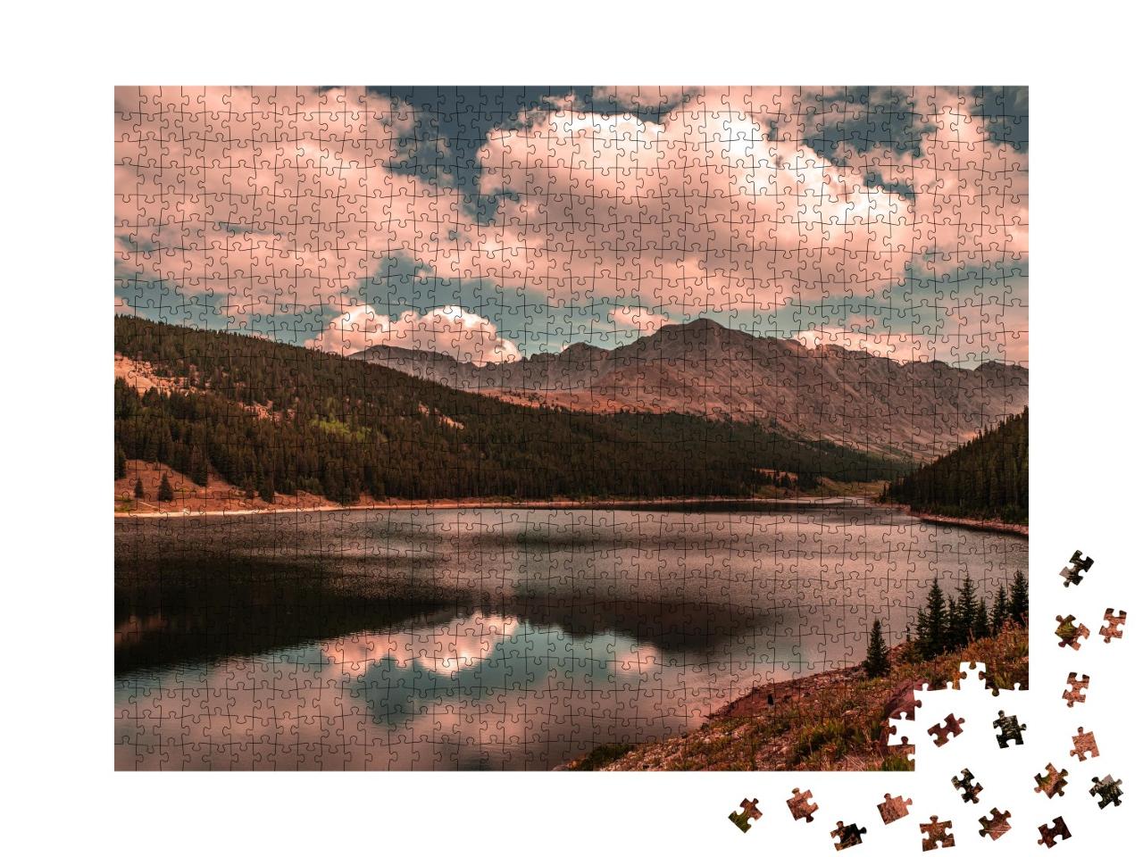 Puzzle de 1000 pièces « Ciel coloré au-dessus des Rocheuses »
