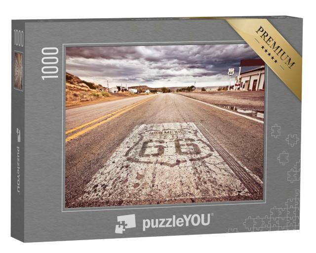 Puzzle de 1000 pièces « Un vieux panneau de la Route 66 peint sur la route »