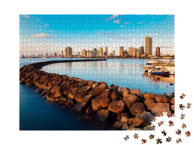 Puzzle de 1000 pièces « Skyline de la ville de Manille et de la baie de Manille »
