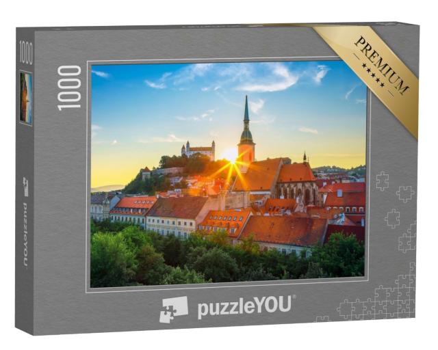 Puzzle de 1000 pièces « Château de Bratislava surplombant le Danube dans la vieille ville de Bratislava, Slovaquie »