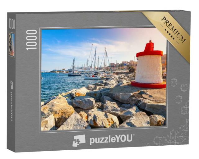 Puzzle de 1000 pièces « Môle du port d'Ajaccio avec le phare rouge et blanc sous le soleil, île de Corse, France »