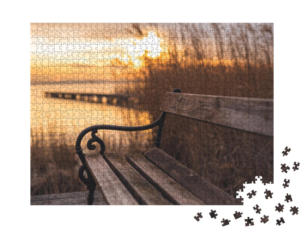 Puzzle de 1000 pièces « Coucher de soleil automnal sur le lac »