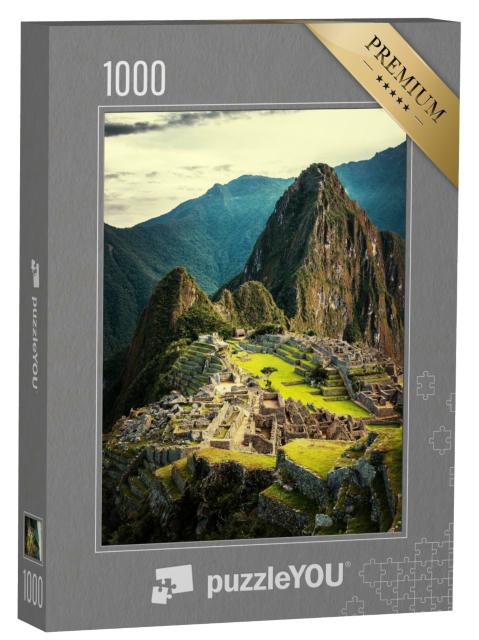 Puzzle de 1000 pièces « Machu Picchu au coucher du soleil »