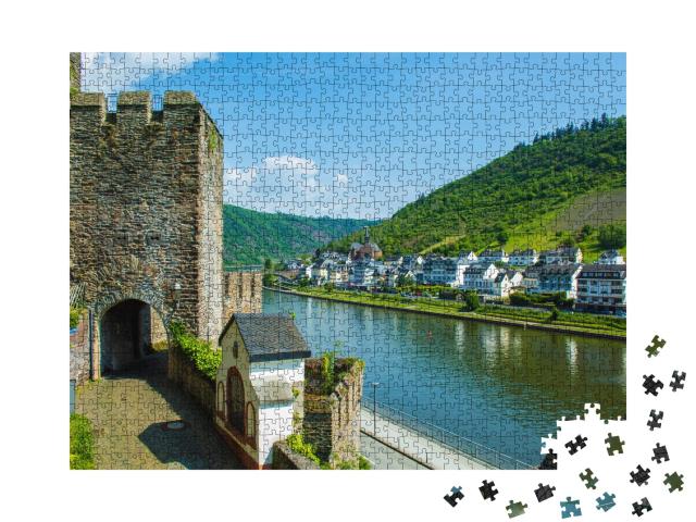 Puzzle de 1000 pièces « Ville pittoresque de Cochem sur la Moselle en Rhénanie-Palatinat, Allemagne »