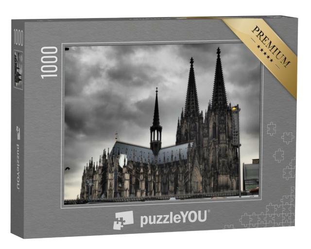 Puzzle de 1000 pièces « La cathédrale de Cologne sous des nuages sombres »