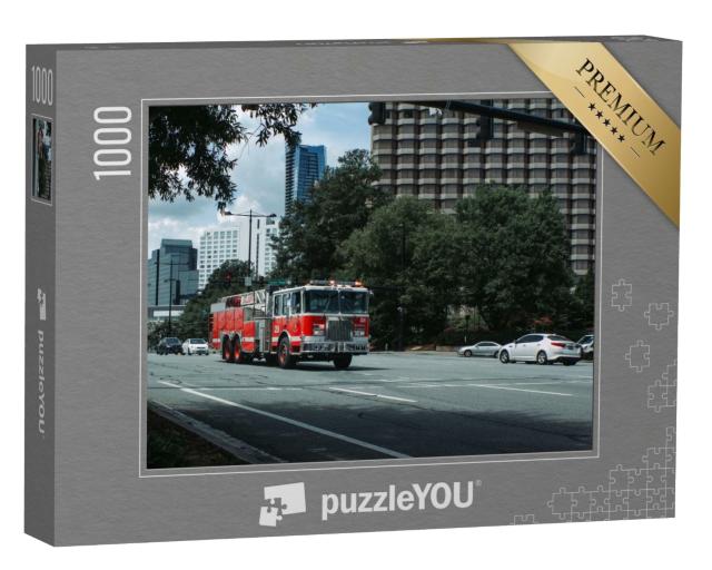 Puzzle de 1000 pièces « Véhicule de pompiers en route pour une intervention »