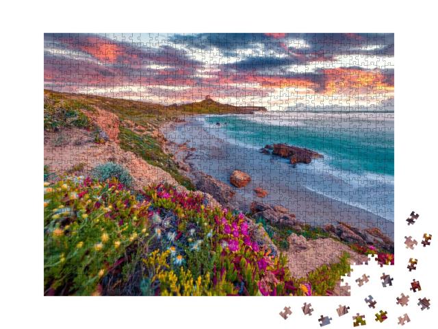Puzzle de 1000 pièces « Fantastique lever de soleil sur Capo San Marco, Méditerranée, Italie »