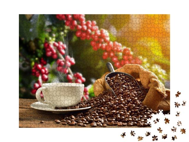 Puzzle de 1000 pièces « Tasse de café fumant avec des grains de café »